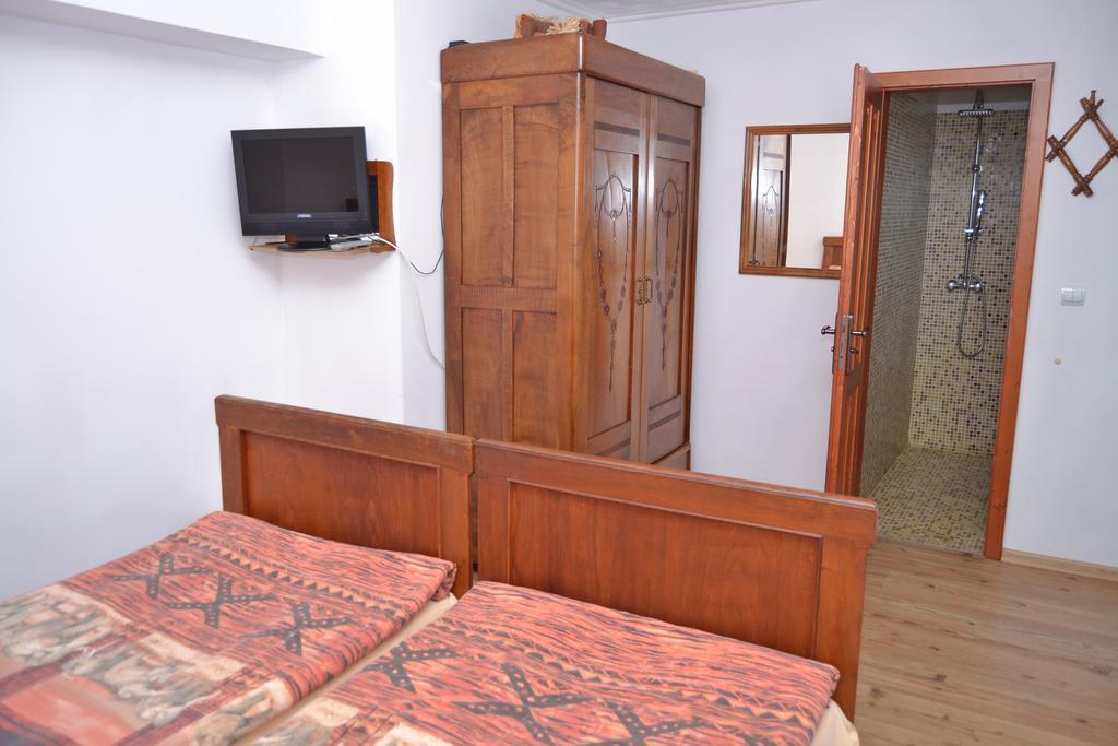 Guest House Diabora Arbanasi Quarto foto